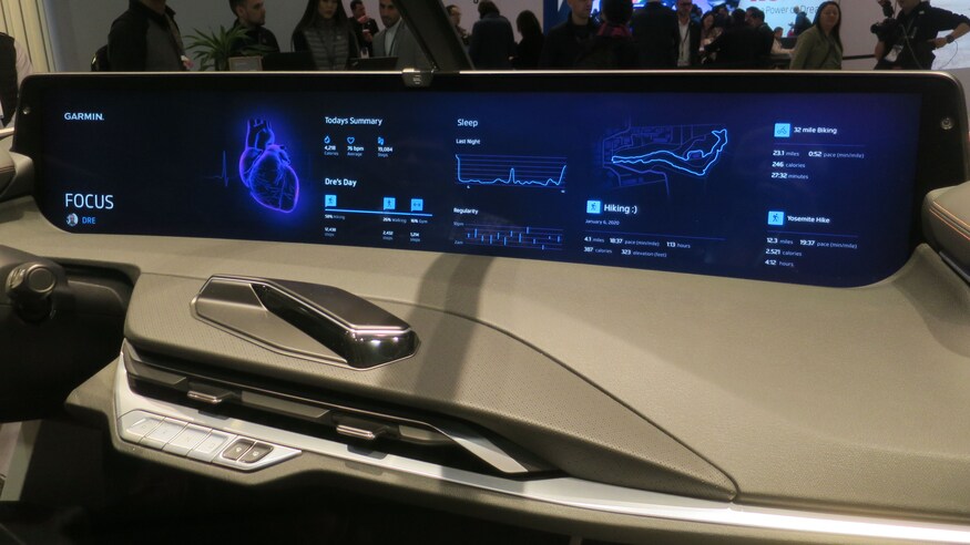 未来车载显示器 3D影像、全息显示与真实触感触摸屏的酷炫进化